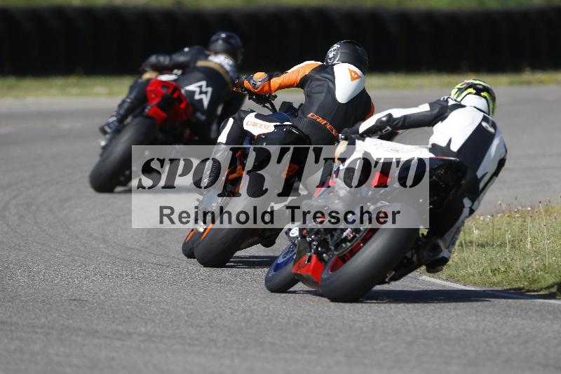 /10 20.04.2026  Pluess Moto Sport ADR/Freies Fahren/backside